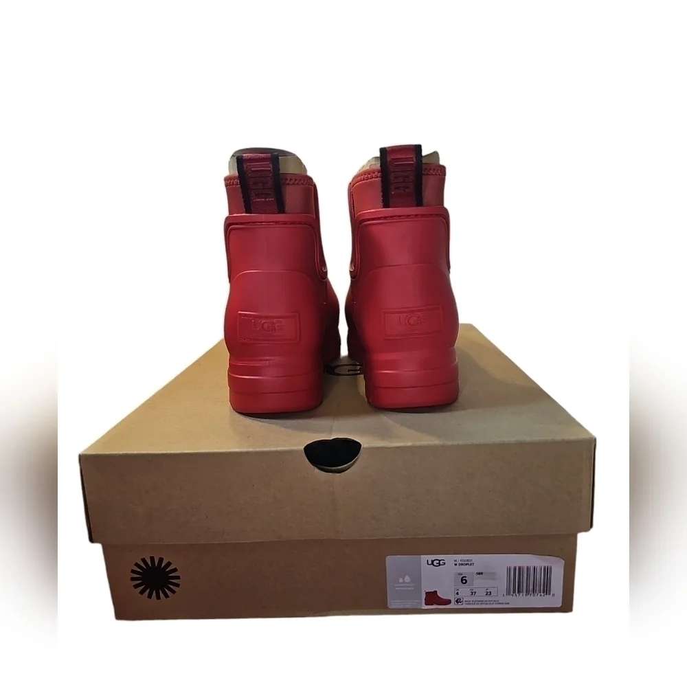 New Ugg red rainboots women size